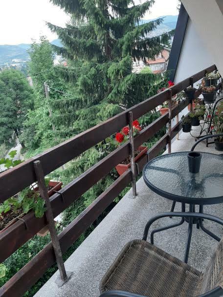 Guesthouse Hill Saraievo Exterior foto